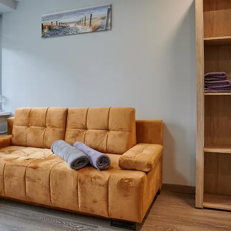 Apartment Cozy Visit, Balcony, 24h Self Check-in, First Floor, Great Location *